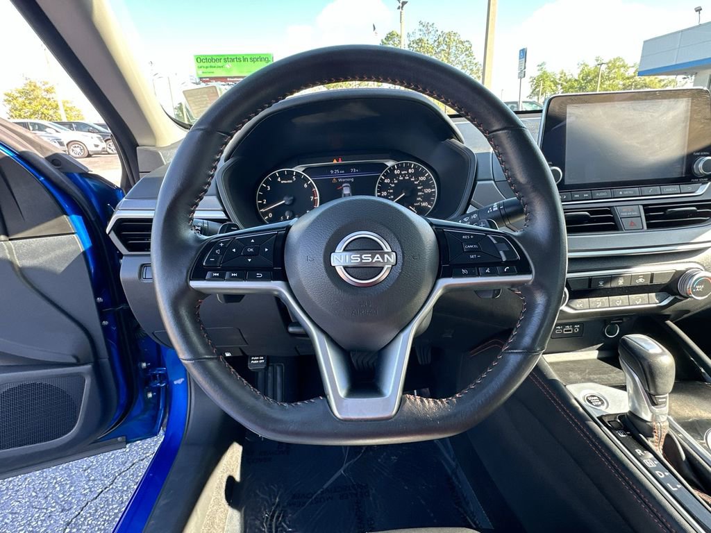Used 2025 Nissan Altima 2.5 SR image 12