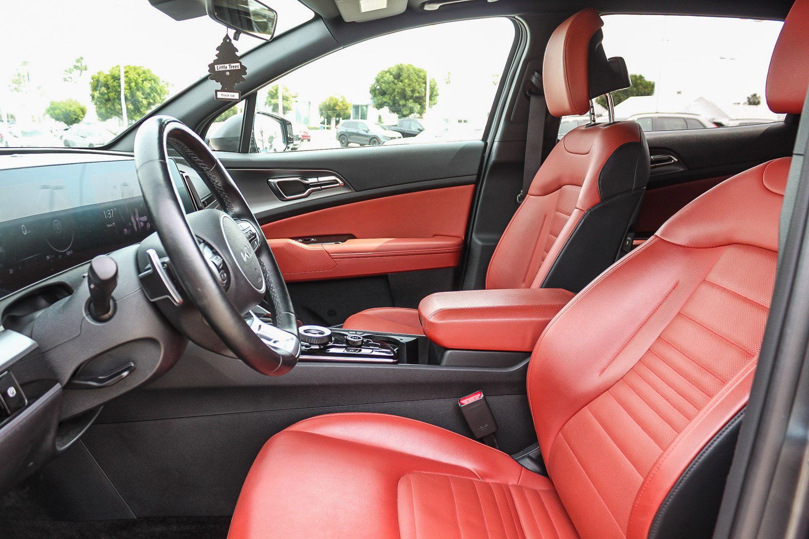 Used 2025 Kia Sportage SX Prestige image 20