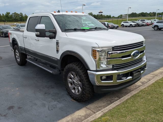 Used 2019 Ford F250 Lariat w/ Lariat Ultimate Package AWD/4WD image 2