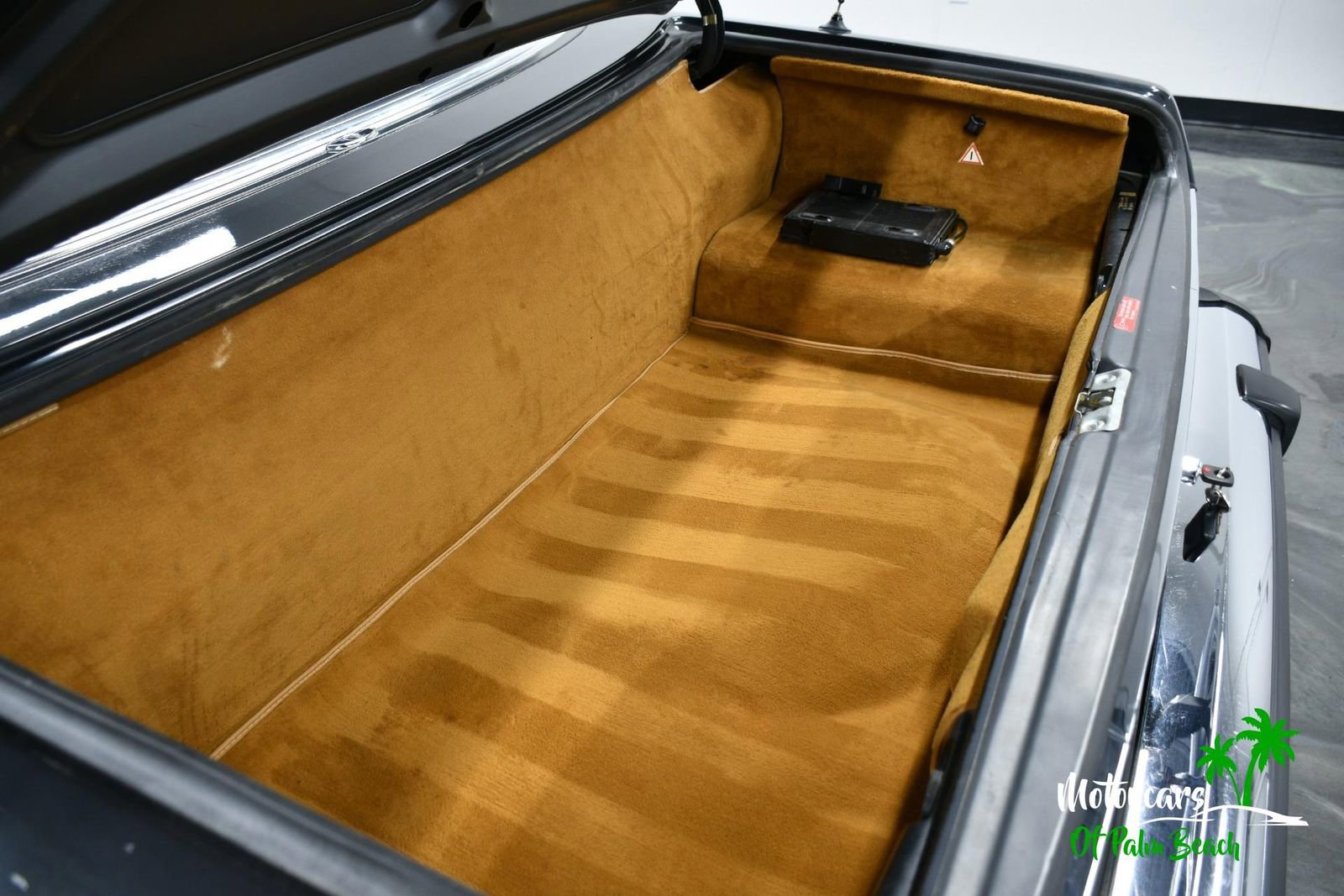 Used 1989 Mercedes-Benz 560 SL image 61