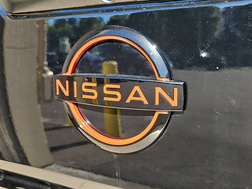 Used 2023 Nissan Frontier PRO-4X w/ Technology Package AWD/4WD image 25