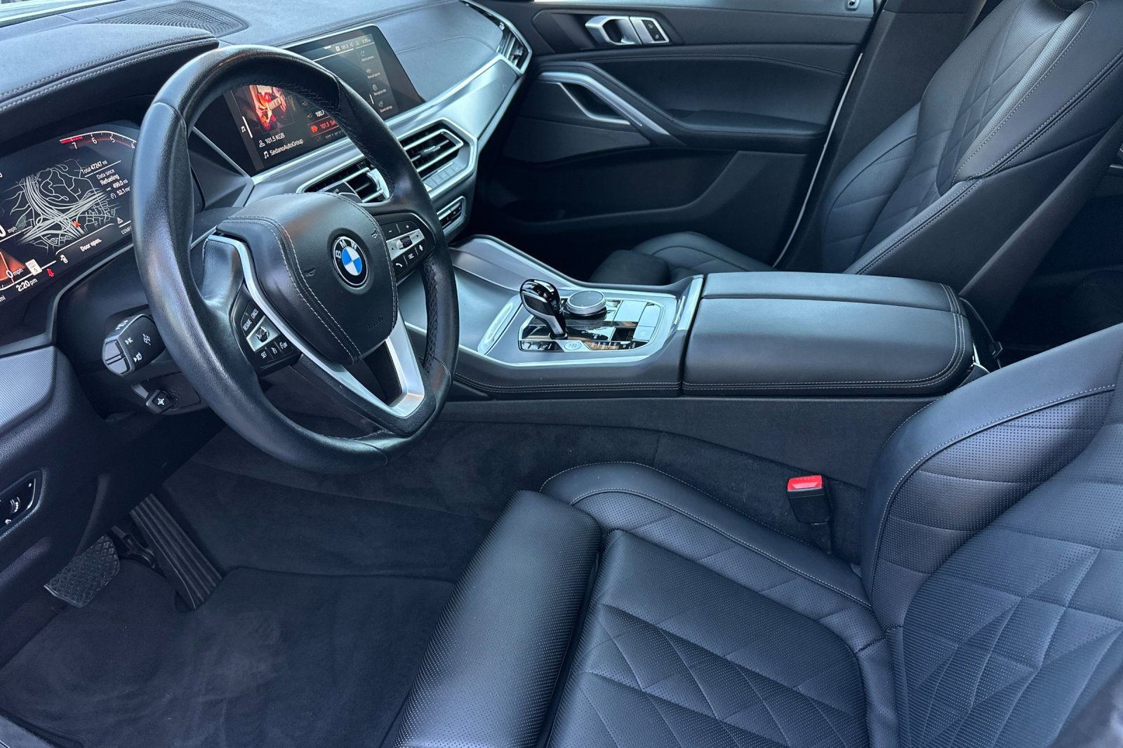 Used 2023 BMW X6 xDrive40i w/ Premium Package image 9