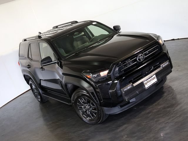 Used 2025 Toyota 4Runner SR5 AWD/4WD image 7