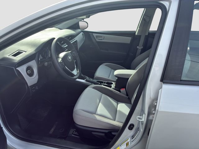 Used 2017 Toyota Corolla LE image 9