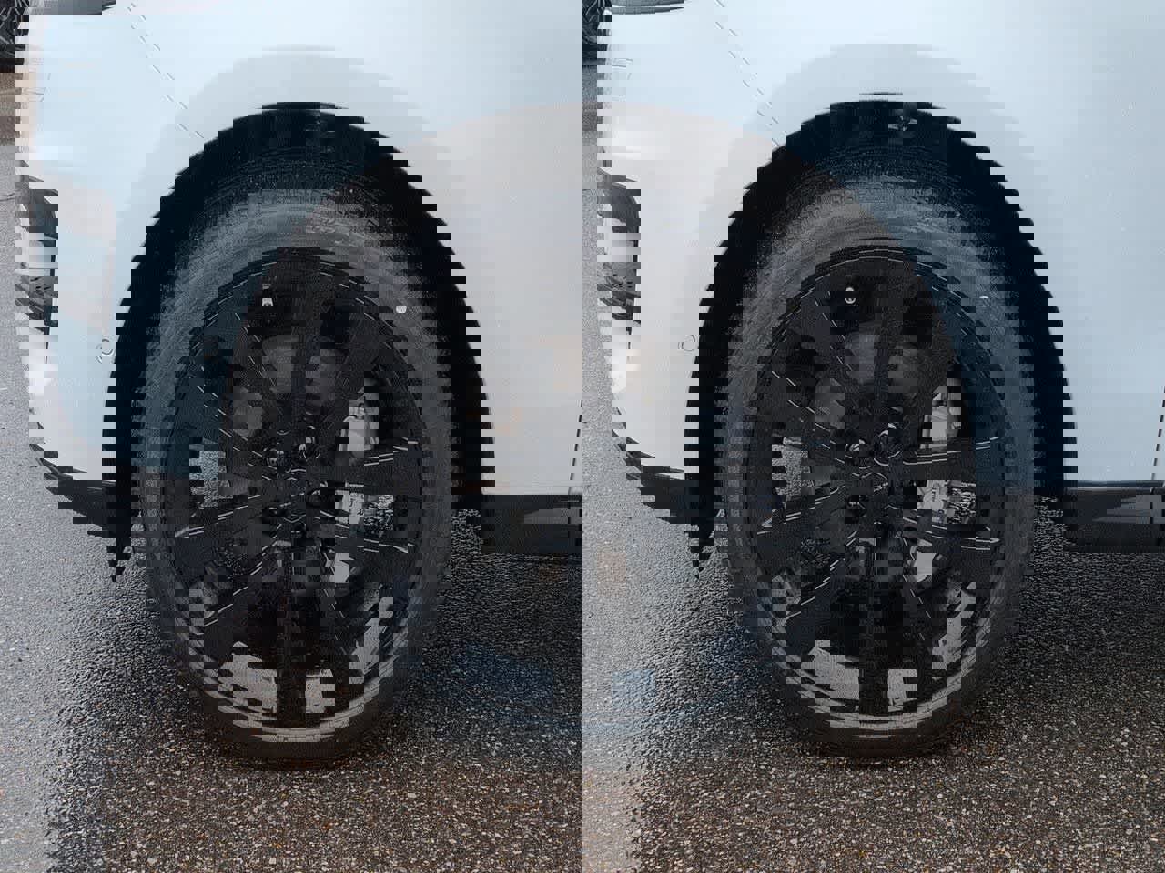 New 2026 Land Rover Range Rover Sport SE AWD/4WD image 13