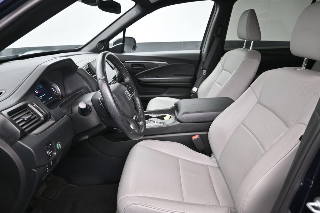Used 2024 Honda Passport EX-L image 28