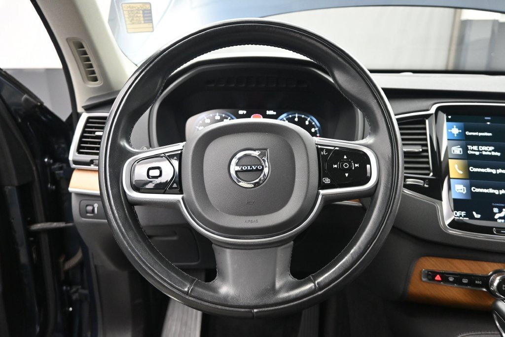 Used 2022 Volvo XC90 T6 Momentum w/ Advanced Package AWD/4WD image 13
