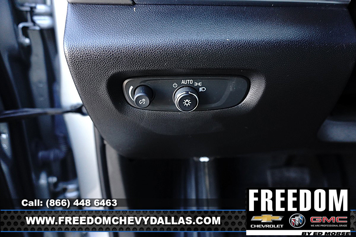 Used 2023 Chevrolet Traverse LS FWD image 20