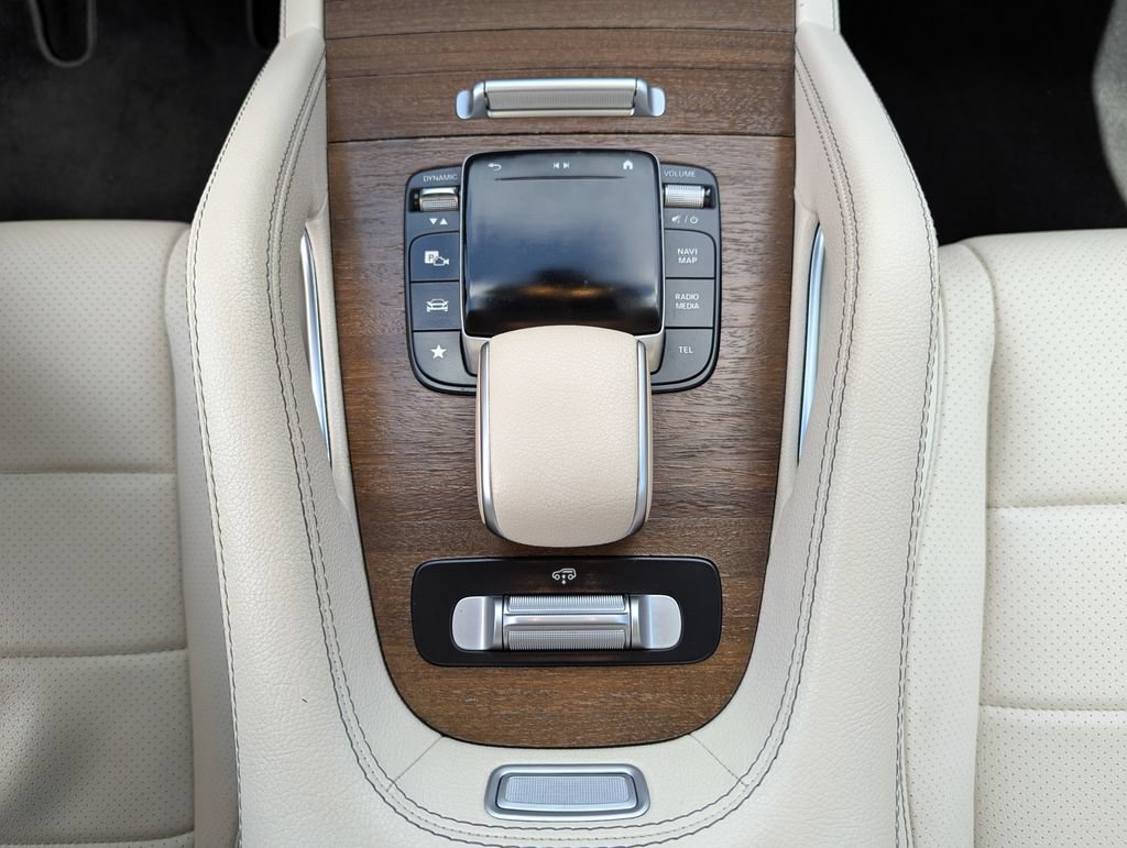 Used 2021 Mercedes-Benz GLS 450 4MATIC image 28