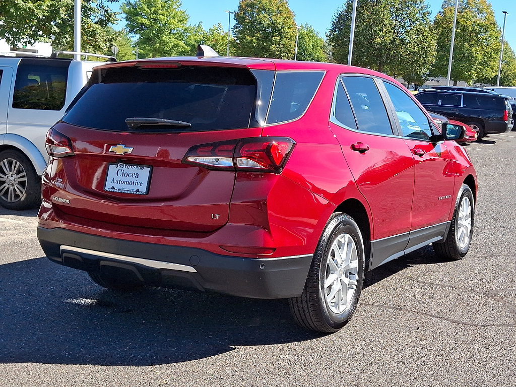 Certified 2024 Chevrolet Equinox LT FWD image 9