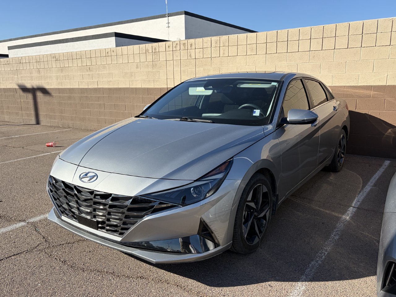 Certified 2022 Hyundai Elantra SEL w/ Convenience + Premium Package FWD image 4