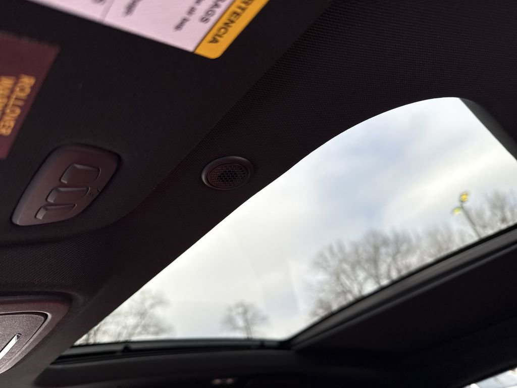 Used 2025 Lincoln Corsair Grand Touring w/ Equipment Group 301A image 29