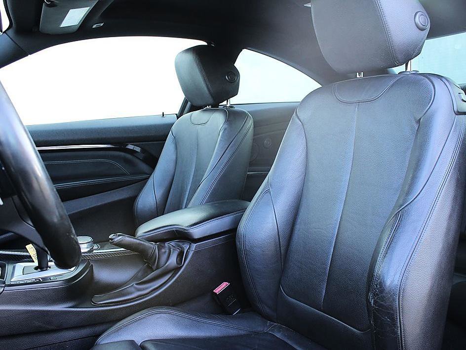 Used 2019 BMW M4 Coupe w/ Competition Package image 13