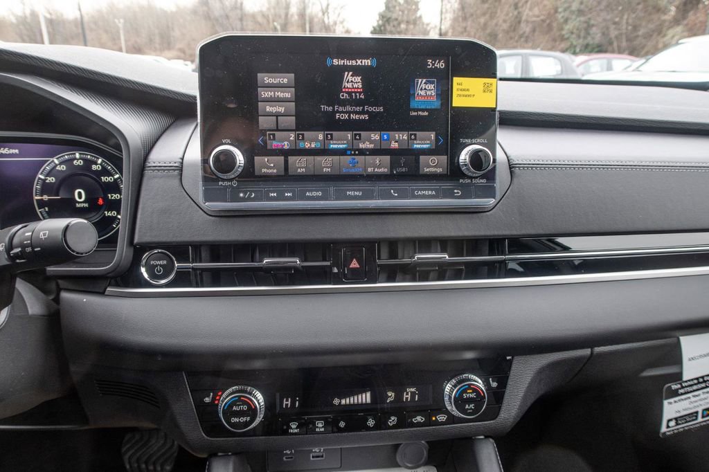 New 2025 Mitsubishi Outlander ES image 34