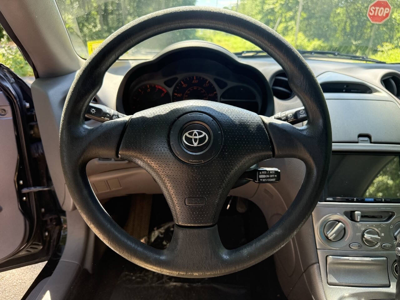 Used 2001 Toyota Celica GT FWD image 18