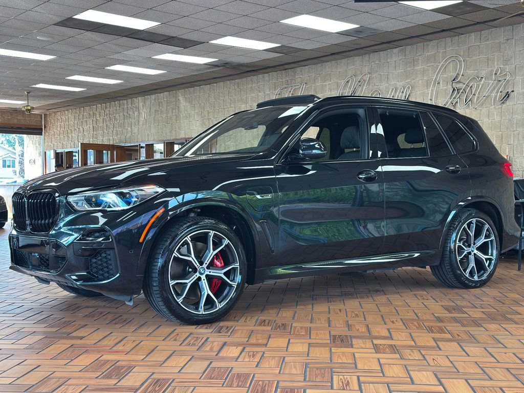 Used 2023 BMW X5 xDrive45e w/ Executive Package image 6