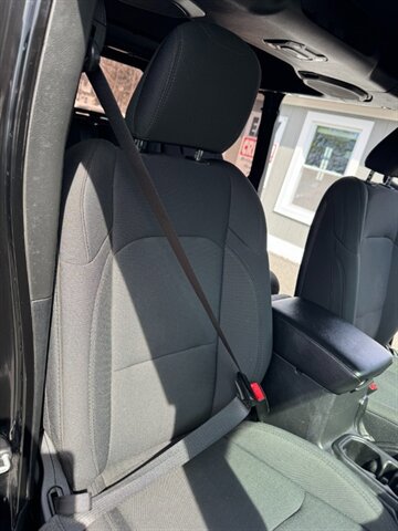 Used 2020 Jeep Wrangler Unlimited Sport image 64