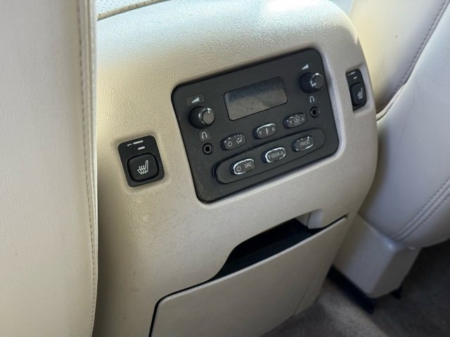 Used 2004 Cadillac Escalade AWD image 30