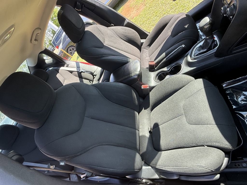 Used 2013 Dodge Dart SXT image 22