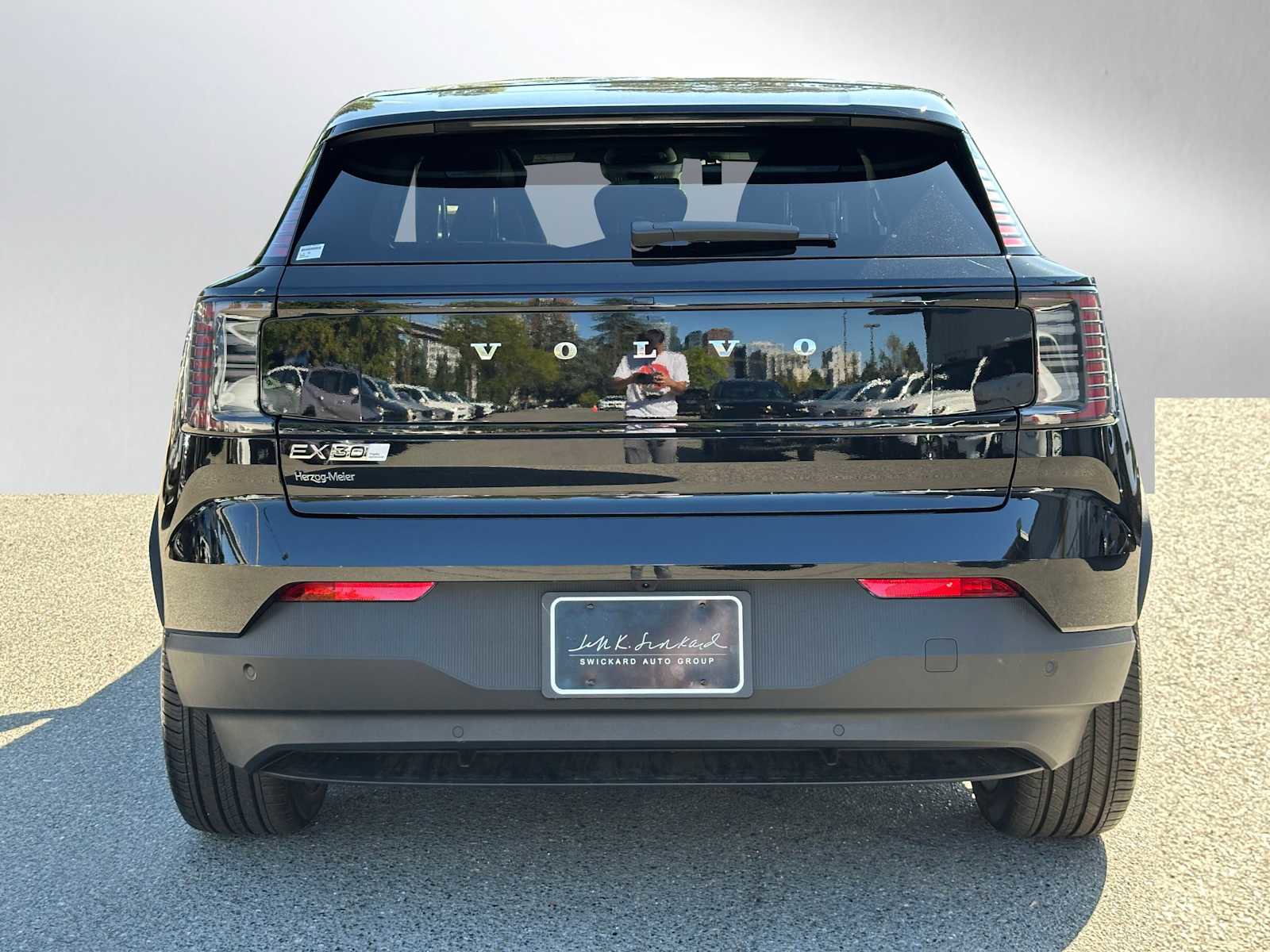 New 2025 Volvo EX30 Plus w/ Protection Package Premier image 4