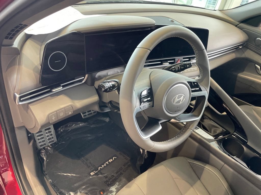 New 2026 Hyundai Elantra SEL FWD image 8
