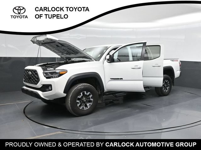 Used 2023 Toyota Tacoma TRD Off-Road AWD/4WD image 49