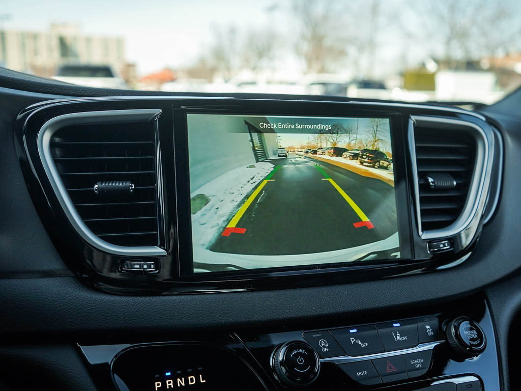 New 2026 Chrysler Voyager LX FWD image 26