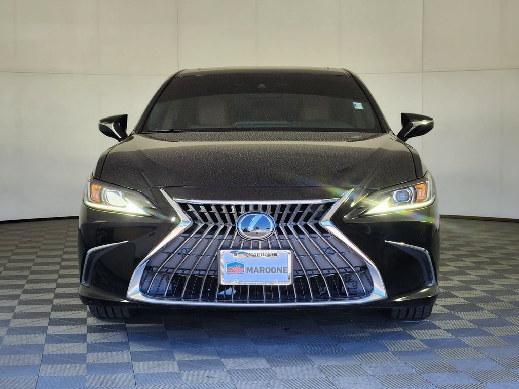 Used 2024 Lexus ES 250 w/ Premium Package AWD/4WD image 2