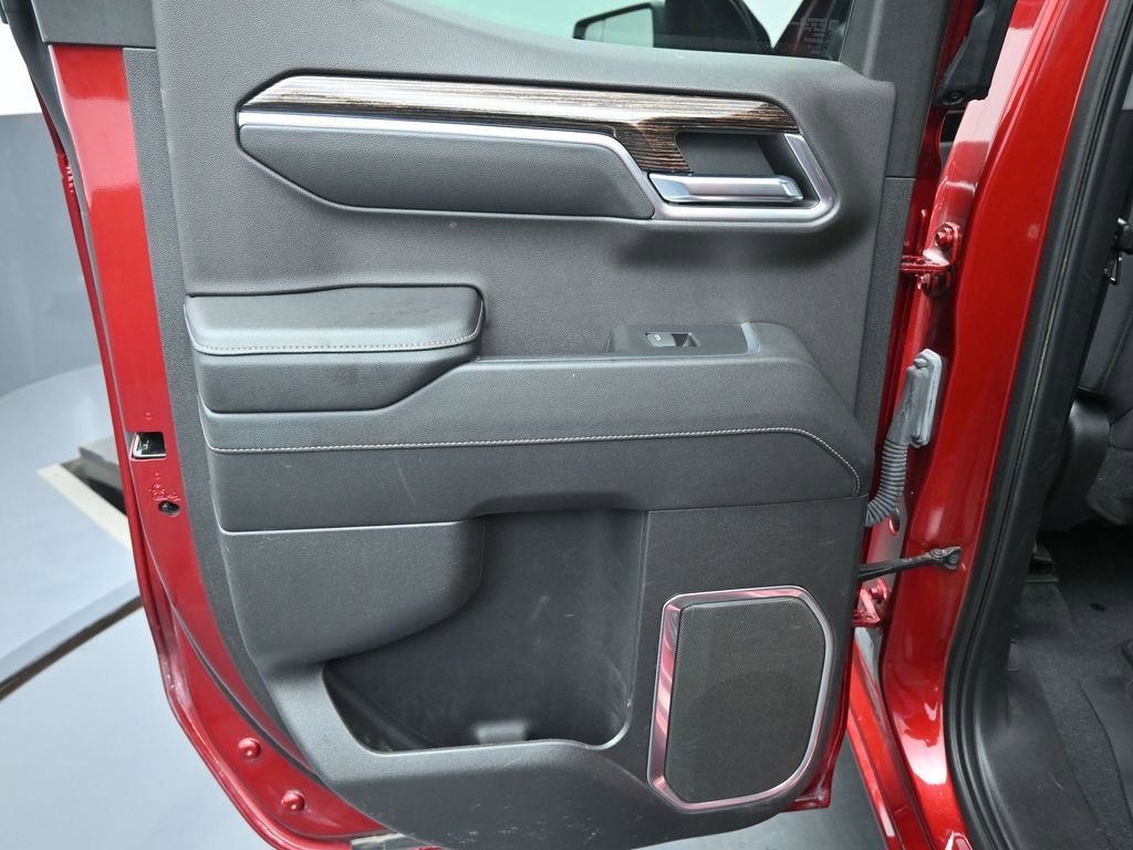Used 2023 GMC Sierra 1500 Elevation image 14