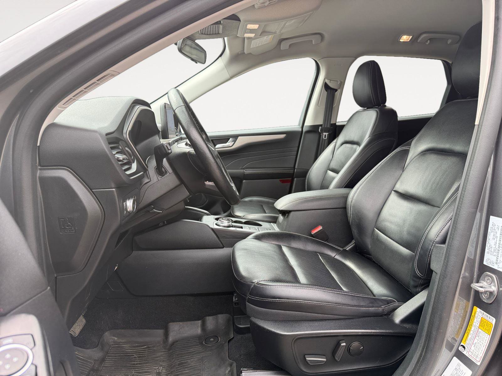 Used 2021 Ford Escape SEL image 10