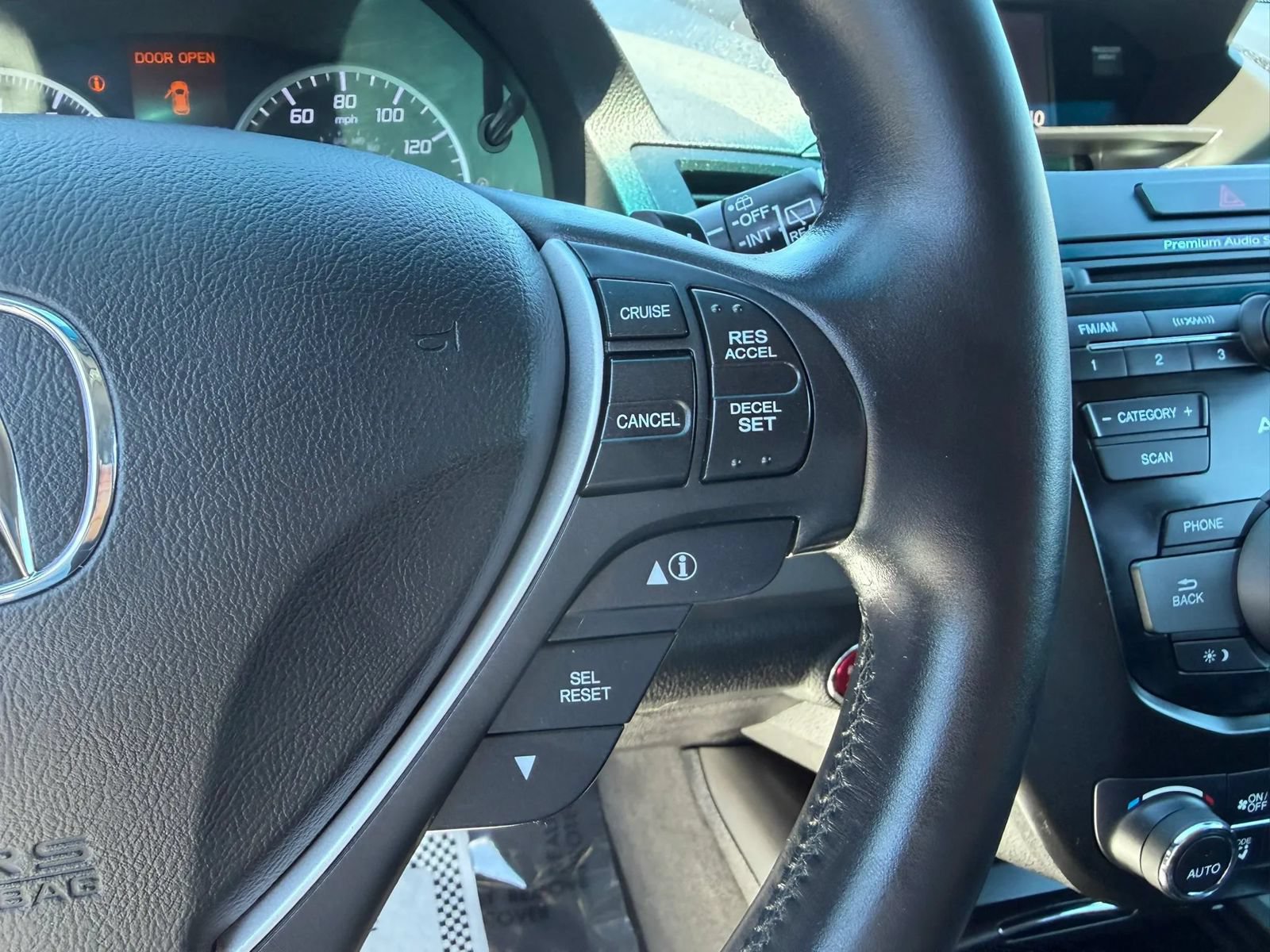 Used 2014 Acura RDX AWD image 23