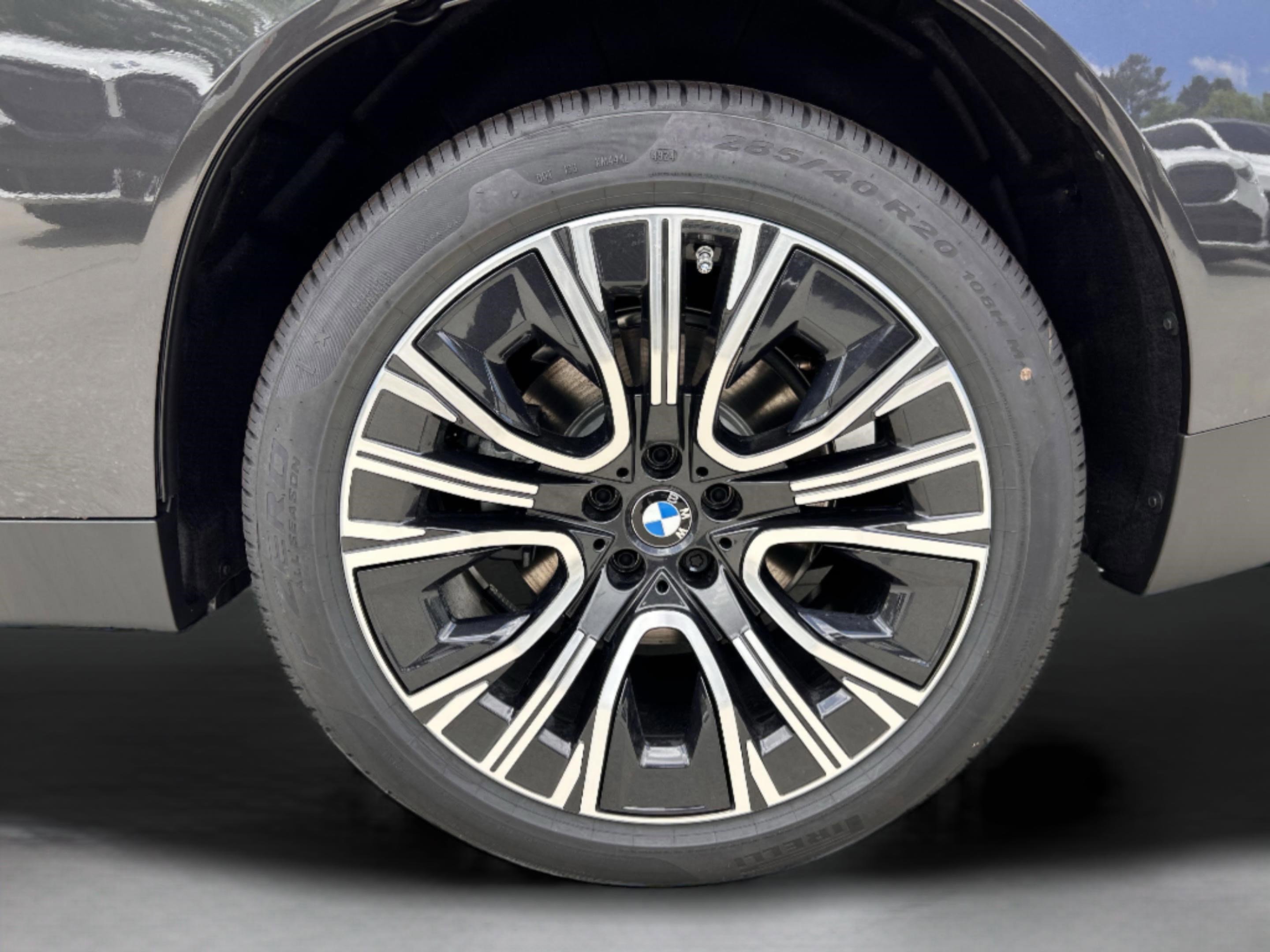 Used 2025 BMW X3 xDrive30i w/ Premium Package image 34