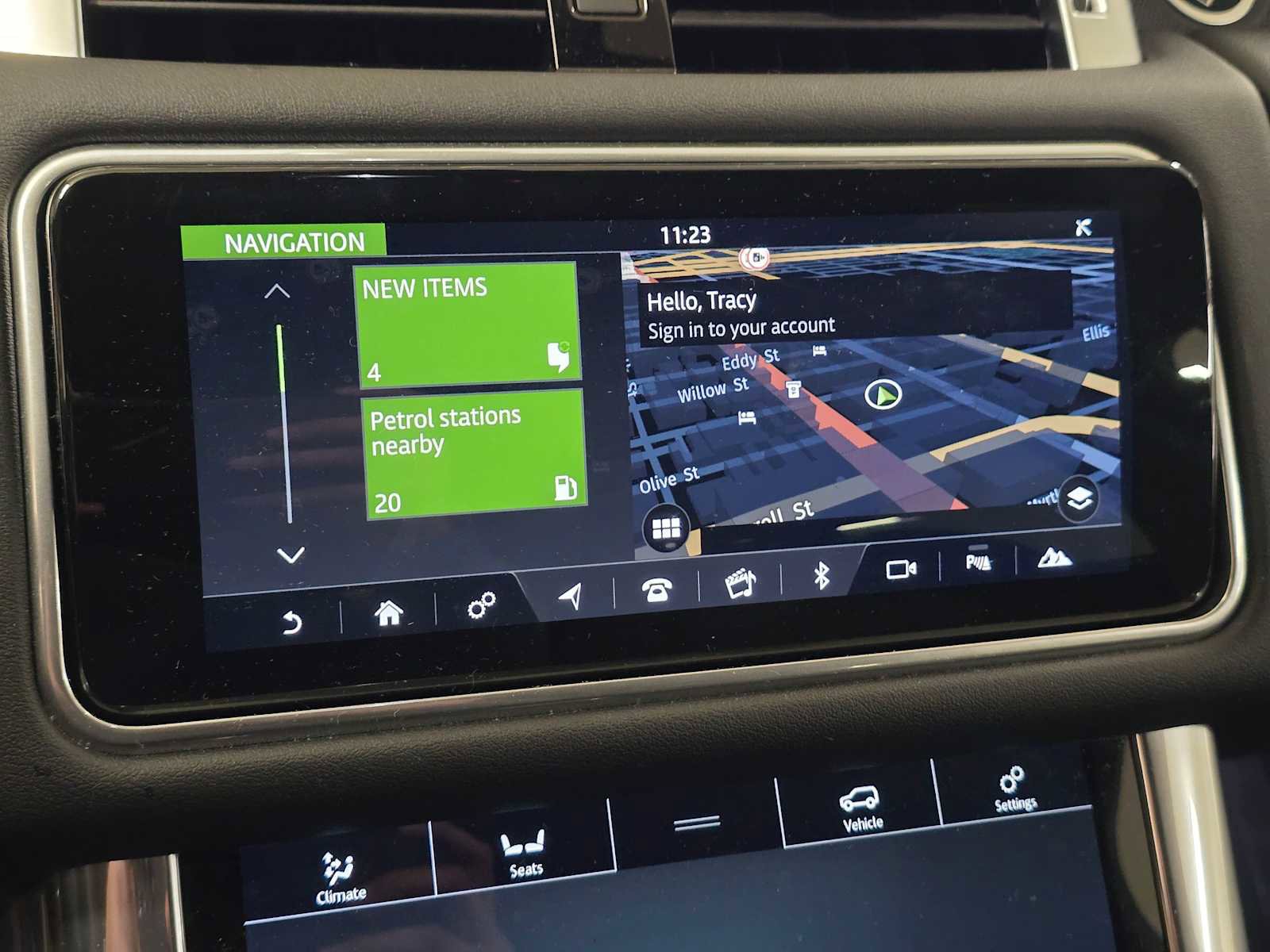 Used 2019 Land Rover Range Rover Sport HSE image 32