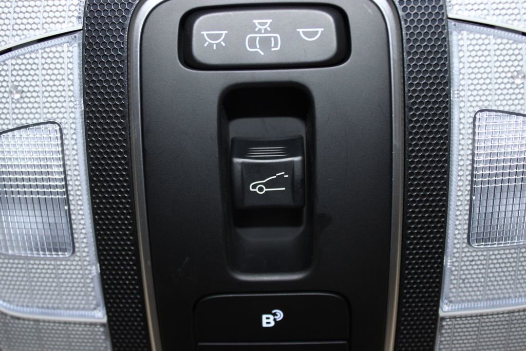 Used 2024 Hyundai Elantra SEL w/ Convenience Package image 34