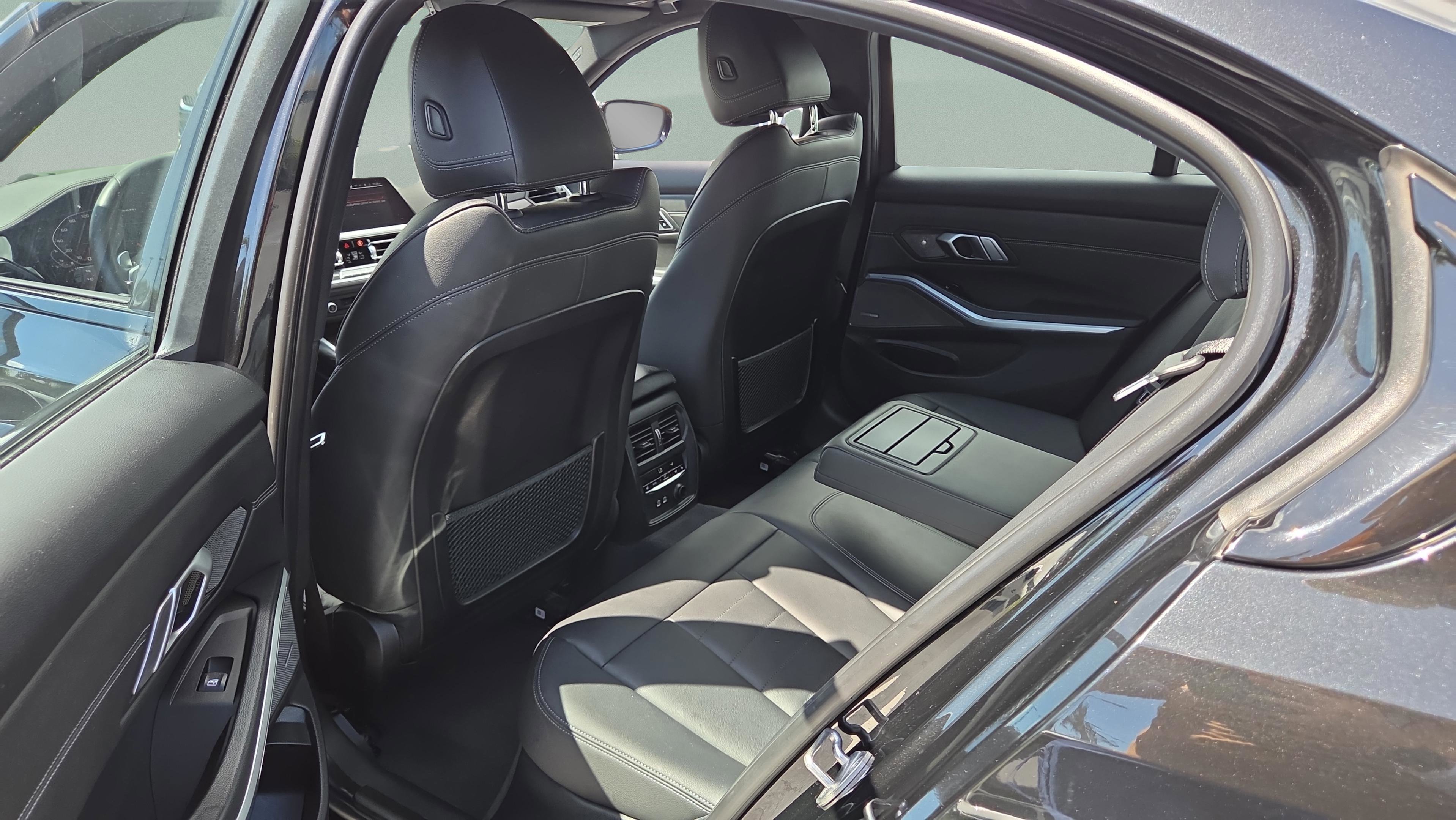 Used 2020 BMW M340i w/ Executive Package image 11