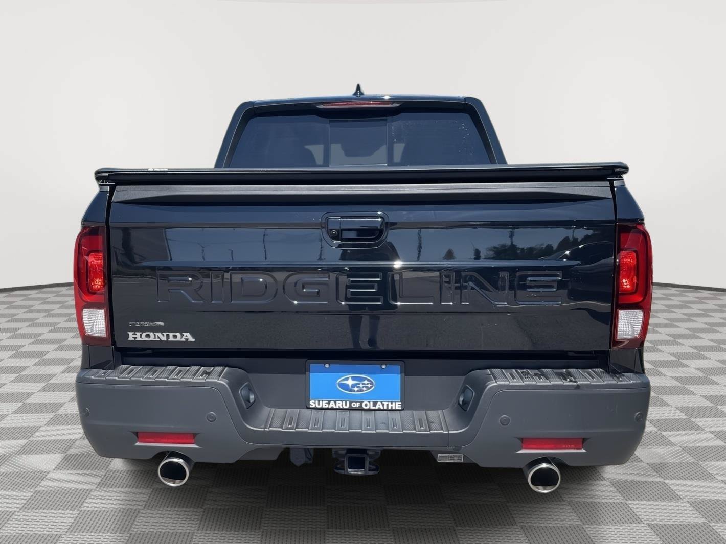 Used 2025 Honda Ridgeline Black Edition image 13