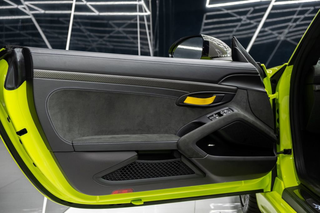 Used 2023 Porsche 718 Cayman GT4 RS image 34