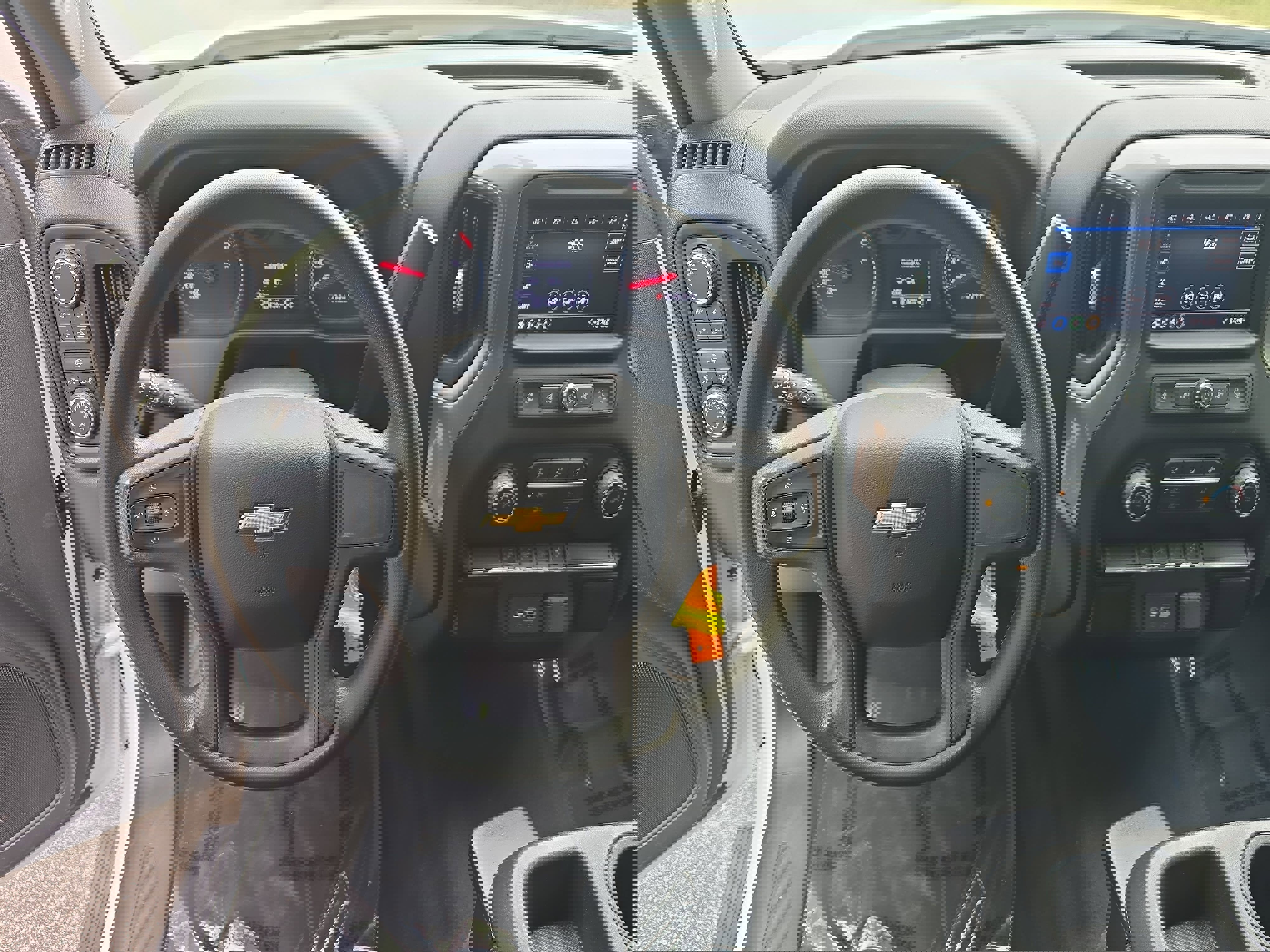 Used 2022 Chevrolet Silverado 1500 Custom image 15