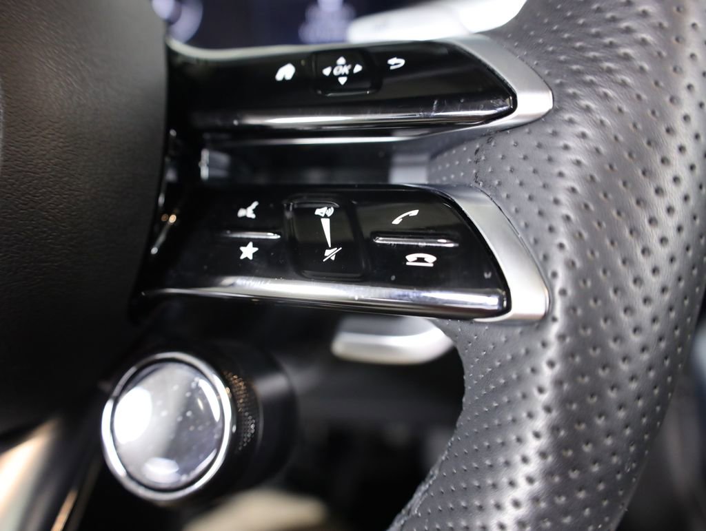 Used 2024 Mercedes-Benz SL 43 AMG image 16