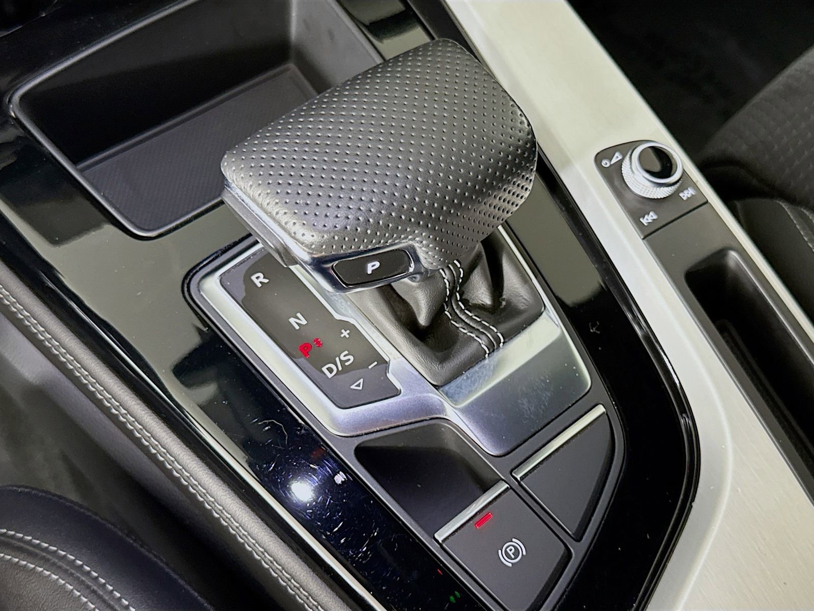 Used 2023 Audi A5 2.0T Premium Plus w/ Premium Plus image 16