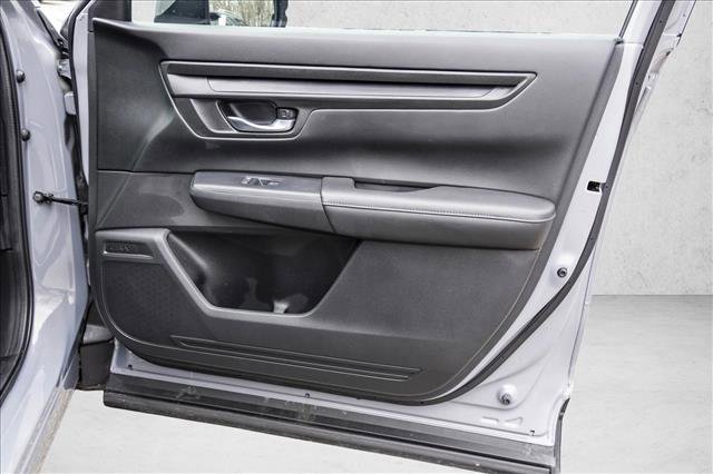 Used 2024 Honda CR-V LX image 29
