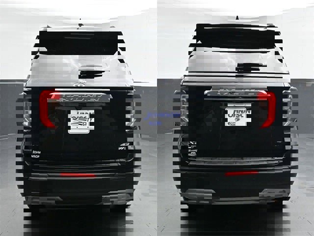 Used 2023 Ford Explorer XLT w/ Equipment Group 202A image 13