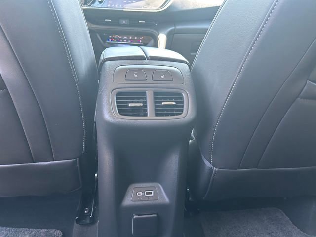 Used 2023 Buick Envision Avenir AWD/4WD image 16