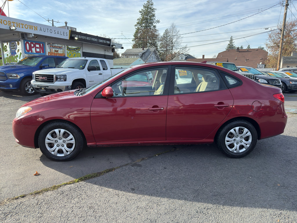 Used 2010 Hyundai Elantra GLS image 2