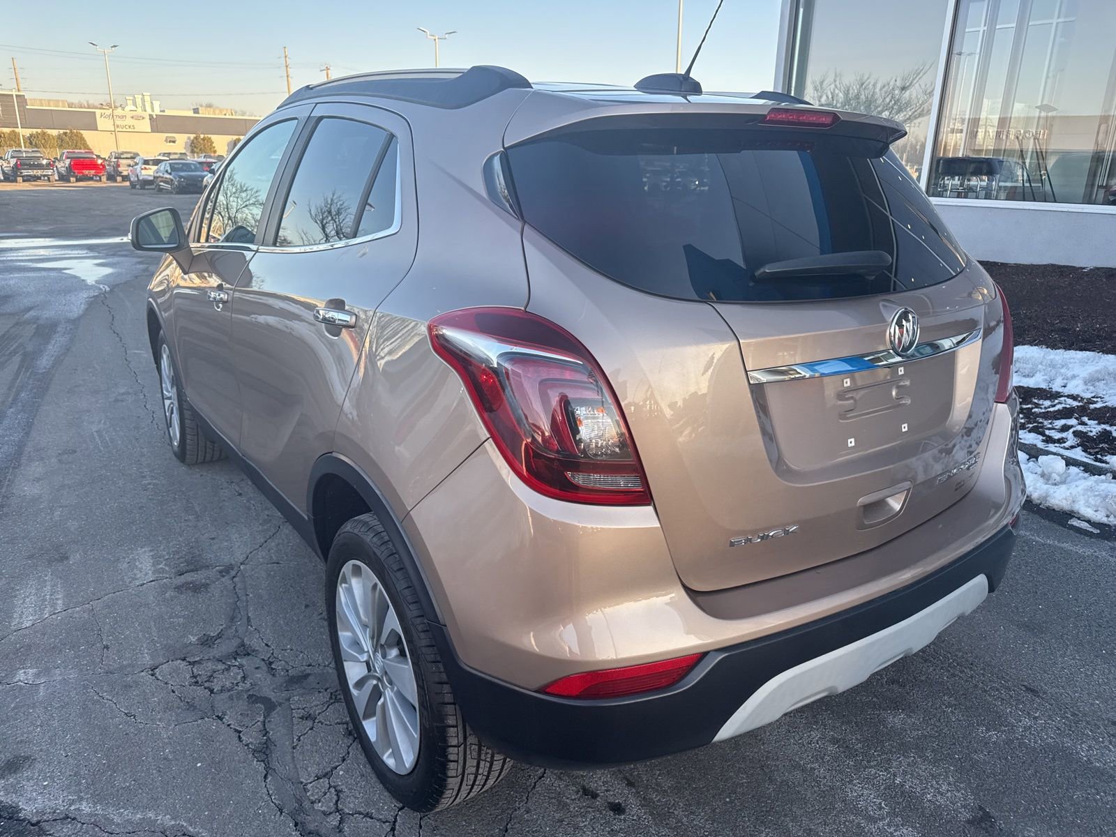 Used 2018 Buick Encore Preferred image 8