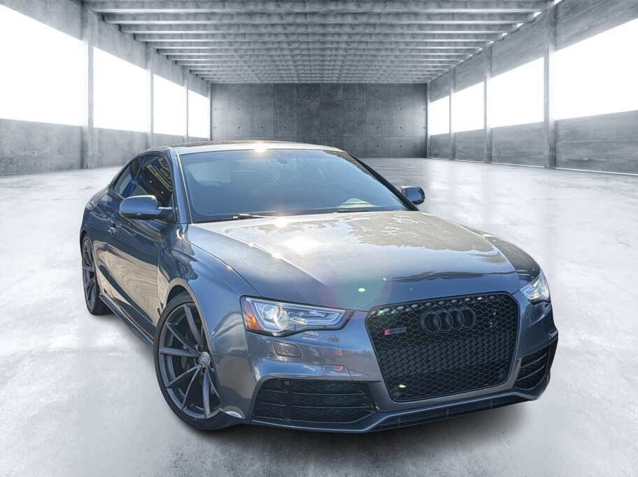 Used 2015 Audi RS 5 Coupe w/ Black Optic Plus Package image 2