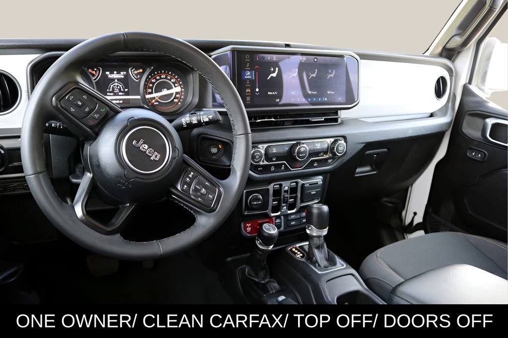 Used 2025 Jeep Wrangler Unlimited Sport AWD/4WD image 13