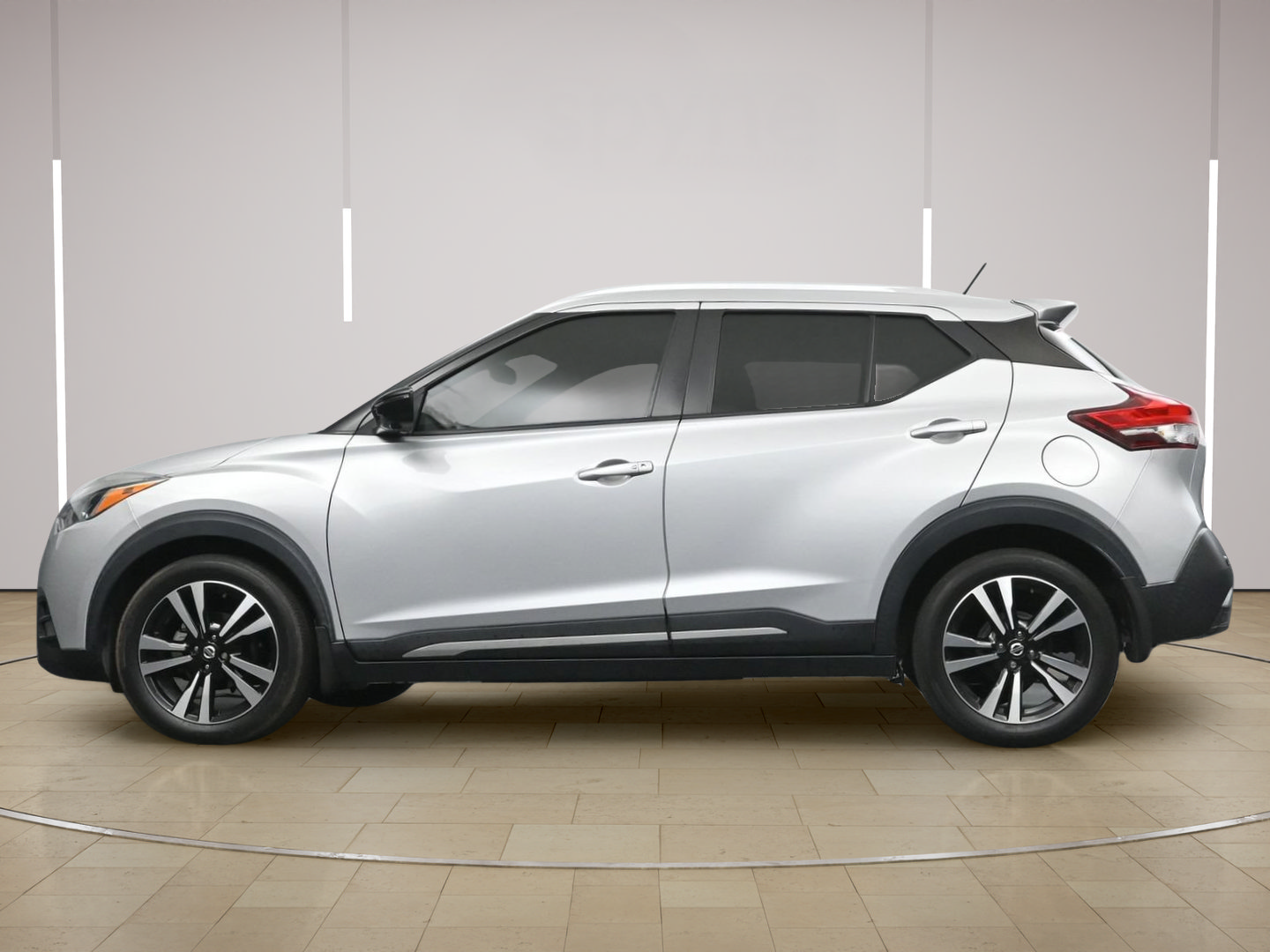 Certified 2020 Nissan Kicks SR w/ SR Premium Package FWD image 28