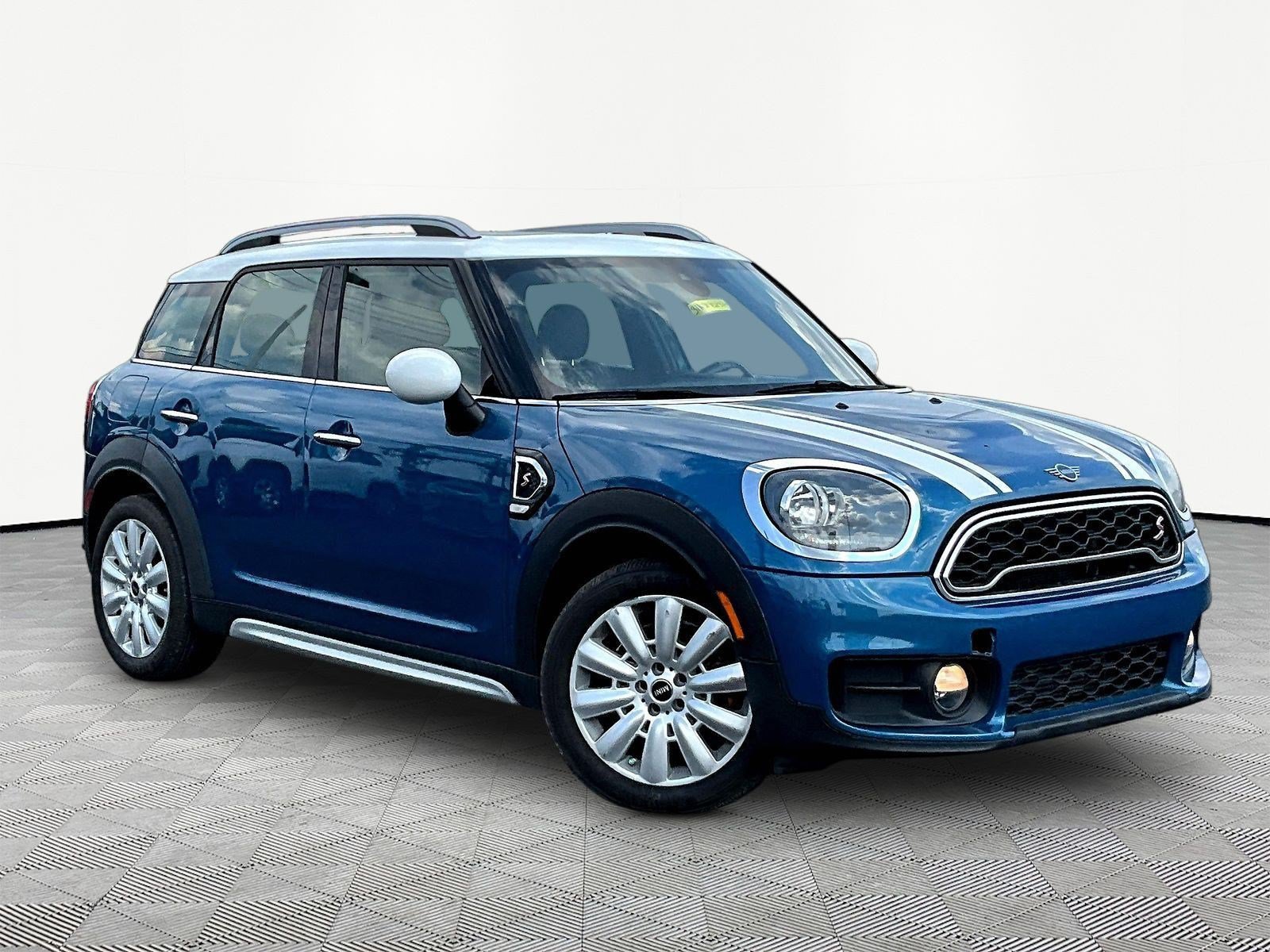 Used 2019 MINI Cooper Countryman S FWD image 3