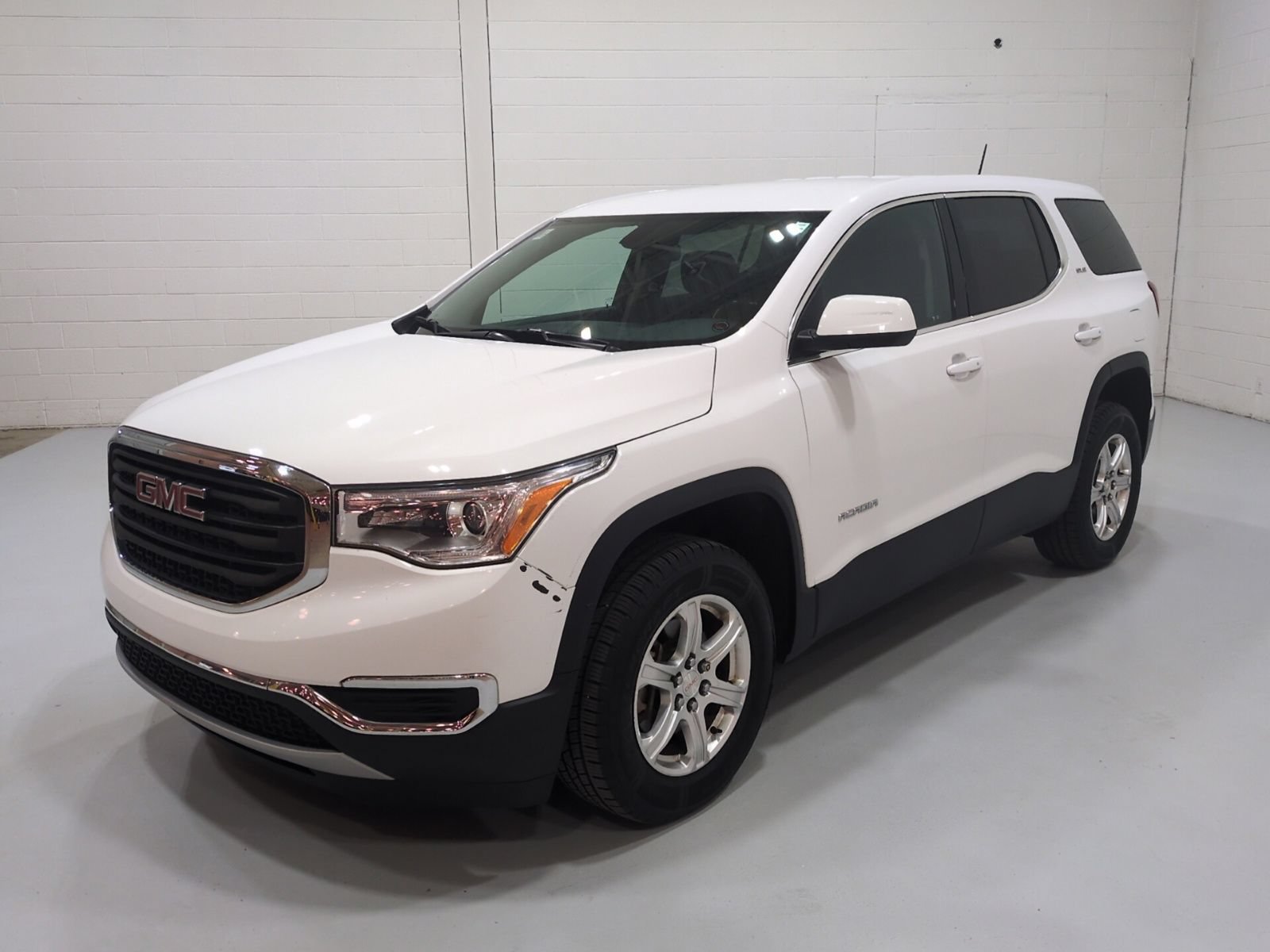 Used 2018 GMC Acadia SLE FWD image 7